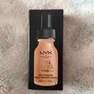 NYX TOTAL CONTROL PRO, CARAMEL